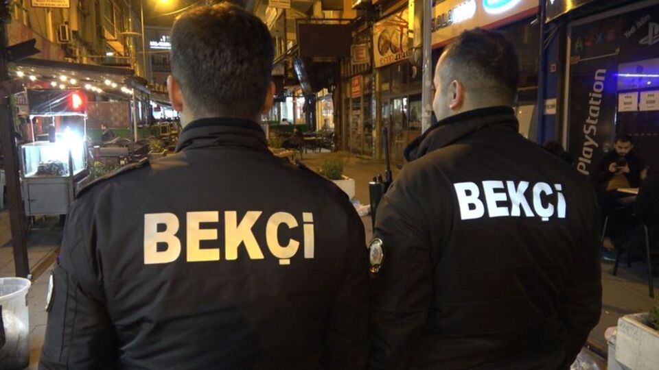 Bekçi var, hırsız yok!