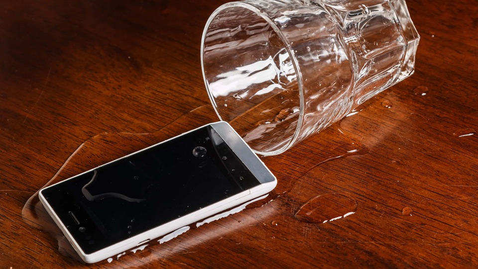 Sıvı temas ederse bunları sakın yapmayın