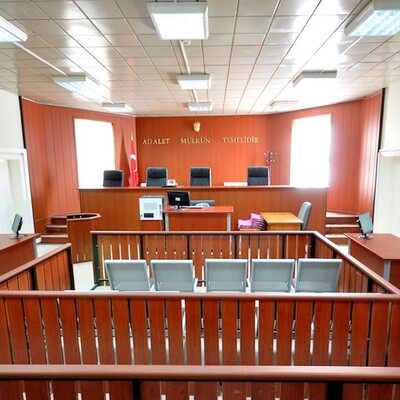 Rüşvetle, terör şüphelisi 10 bin kişinin bilgisini aldılar!