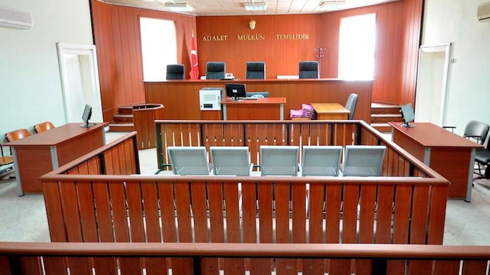 Rüşvetle, terör şüphelisi 10 bin kişinin bilgisini aldılar!