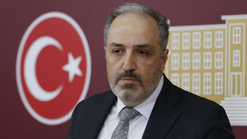 Mustafa Yeneroğlu kimdir?