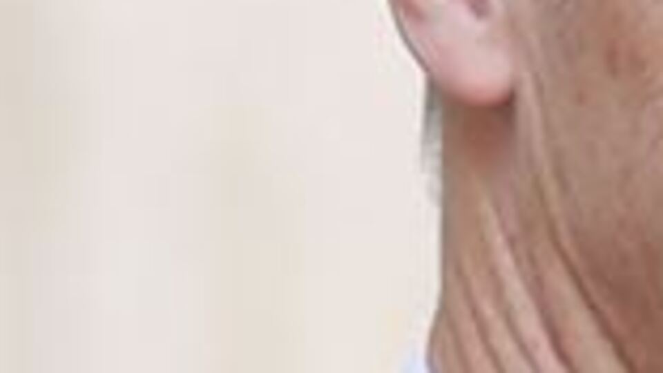 Fransa Kültür Bakanı koronavirüse yakalandı