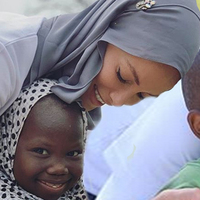 Gamze Özçelik'e iyilik ödülü