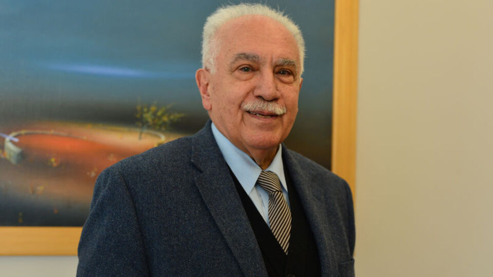 Doğu Perinçek kimdir?