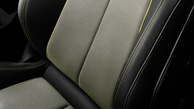 Koltukları pet şişeden üretti