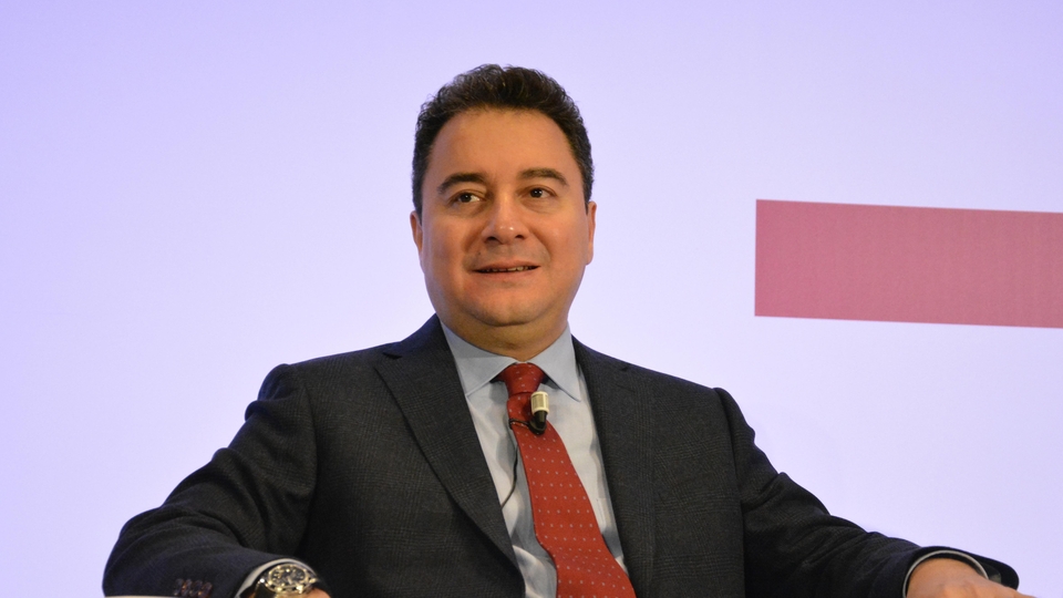 Ali Babacan DEVA Partisi'ni kurdu