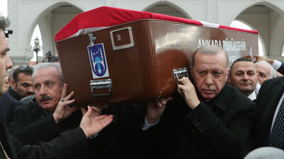 Devletin zirvesi Kazan'ın cenazesinde