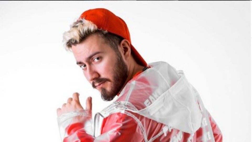 Youtube'dan Enes Batur'a yasak