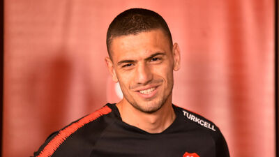 Merih Demiral kimdir?