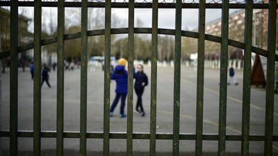 İspanyol meclisine koronavirüs engeli!