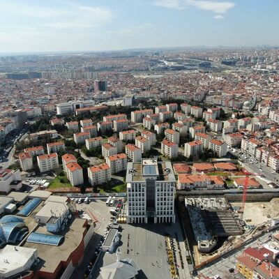 Askeri lojmanlarda yıkım başladı