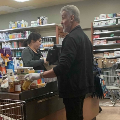 Rambo'nun koronavirüs tedbiri!