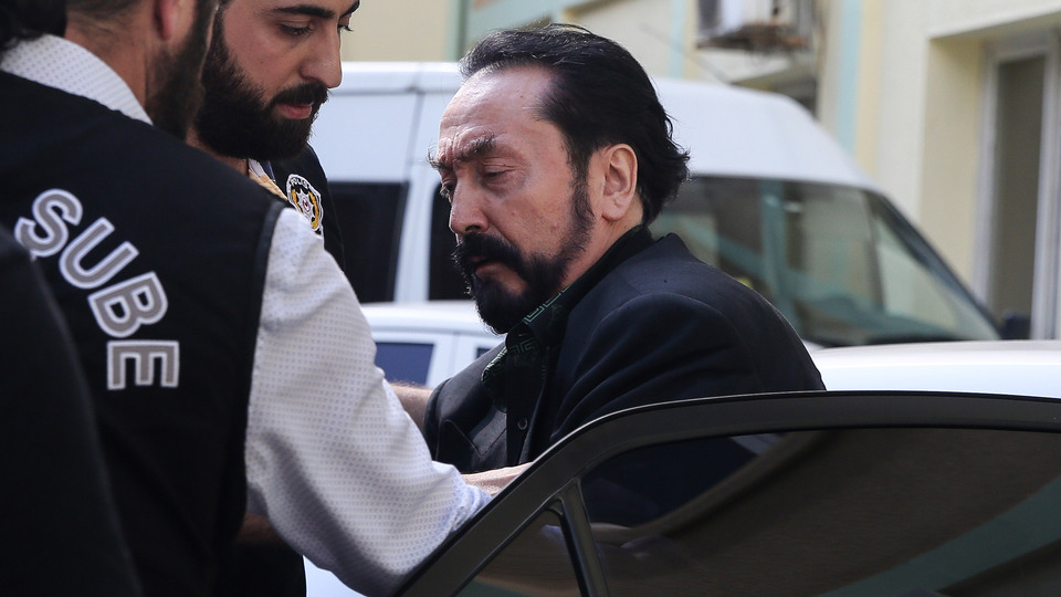 Adnan Oktar örgütüne yeni iddianame
