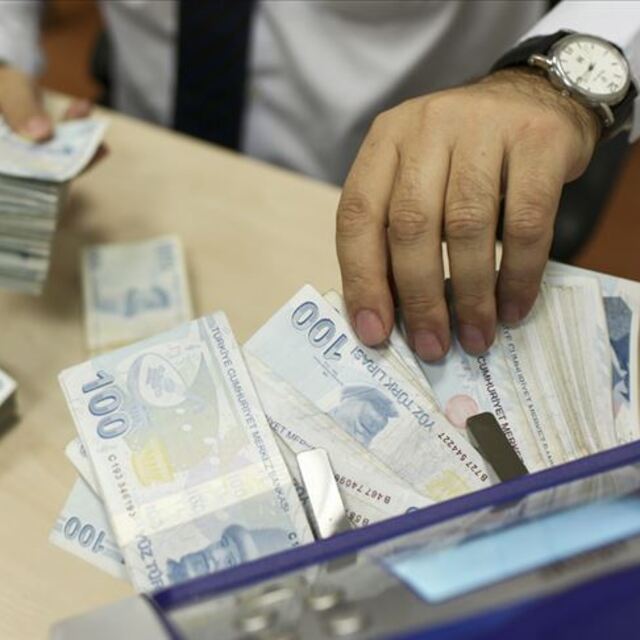 Cari açık ocakta 1.8 milyar dolara yükseldi
