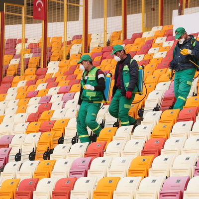 "Seyircisiz maçlara hazır olun"