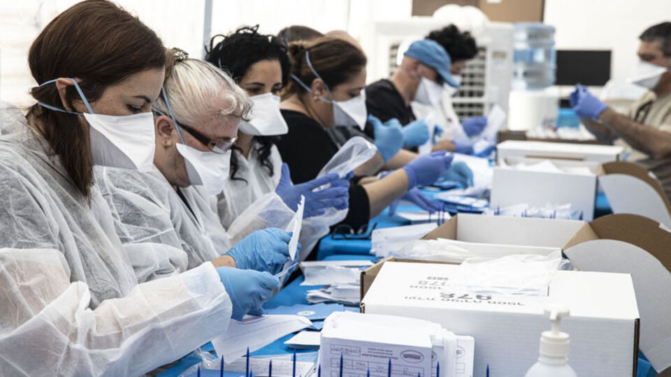 İsrail'de koronavirüs vakalarında patlama!