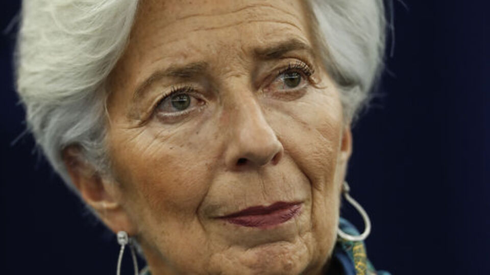 Avrupa Merkez Bankası'ndan 120 milyar Euro'luk adım!