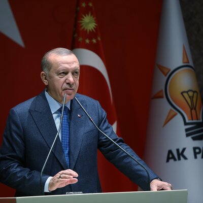 Okullar 1 hafta tatil edildi!