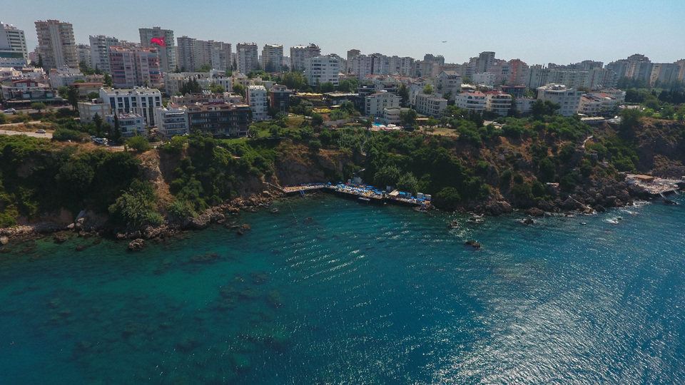 Alman turist otelde ölü bulundu!