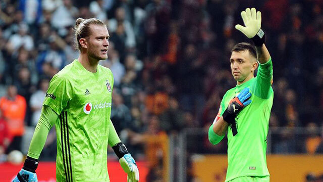 Muslera ve Karius karşı karşıya