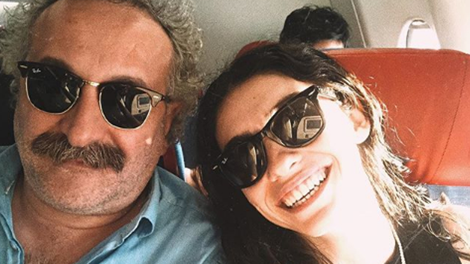 "Manitam şekil önümden çekil"