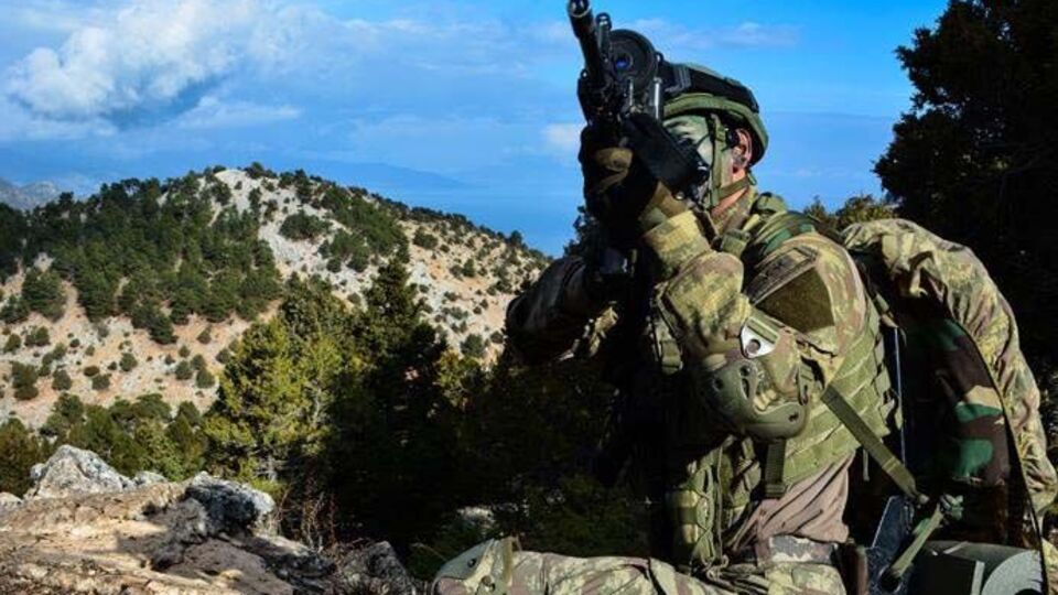 Suriye'de 10 PKK'lı terörist öldürüldü!
