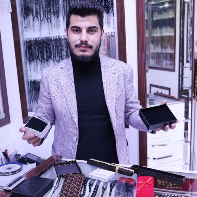 Gitmediğini söylediği kentte, hırsızlıkla suçlanıyor!