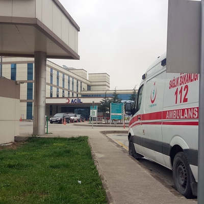 Şoke eden olay! Koronavirüs şüphesi görülen kızını hastaneden kaçırdı