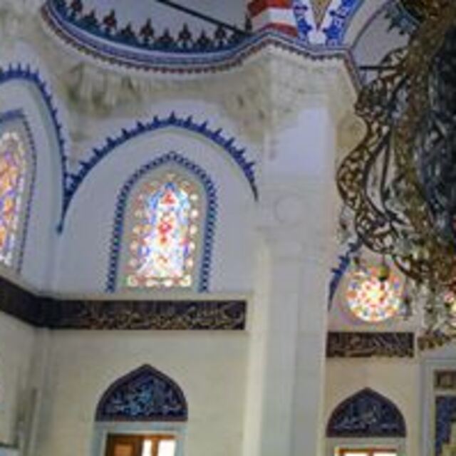 Almanya'da vakit namazları cemaatle kılınmayacak
