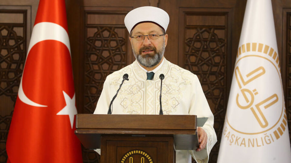 Cuma namazına koronavirüs arası!