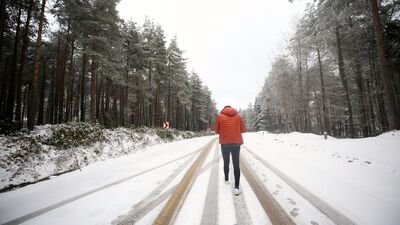 Sağanak, fırtına, kar var