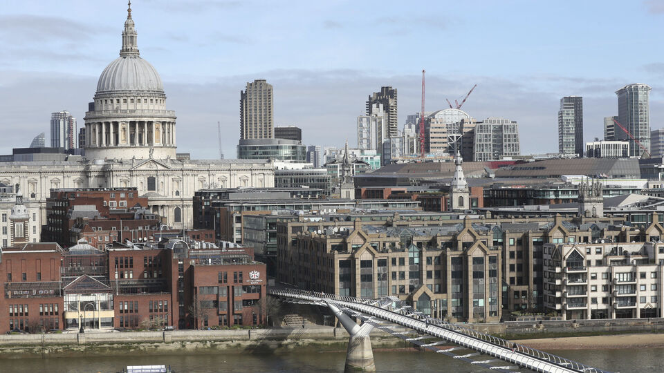 Koronavirüse karşı 400 milyar dolar