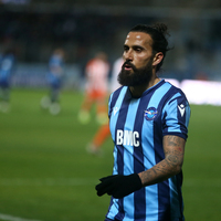 "Futbolu bırakmayı düşünüyorum"