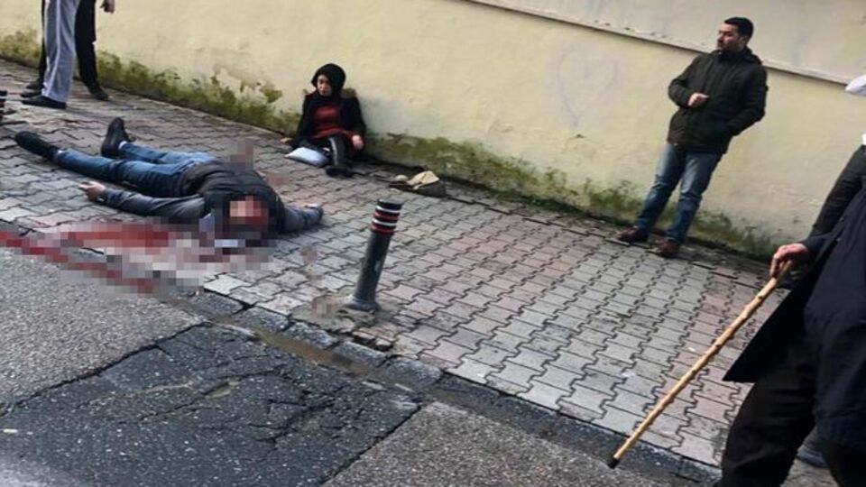 Kadına kurşun yağdırdı! Sokaktaki genci de vurdu!