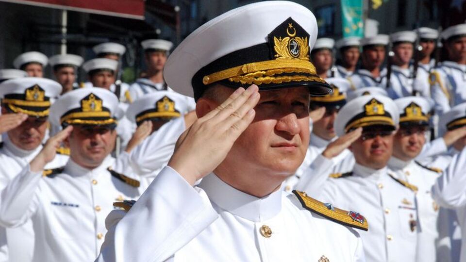 FETÖ'den amirale 8 yıl 9 ay hapis ve tahliye!