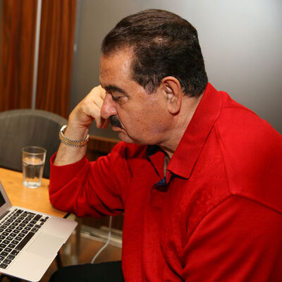 Suç duyurusunda bulundu! Tatlıses'i dolandırdılar!