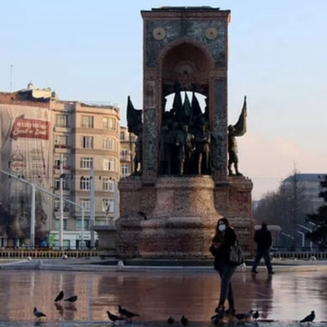 Sokağa çıkma yasağı var mı?
