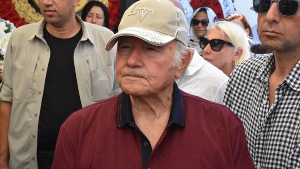 Aytaç Yalman kimdir?