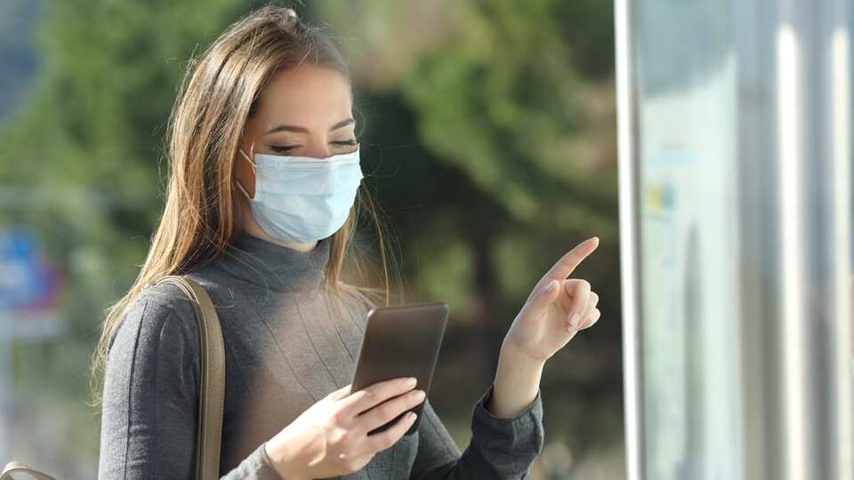 Cep telefonlarına 'Evde Kal Türkiye' mesajı!