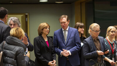 Hollanda Sağlık Bakanı istifa etti