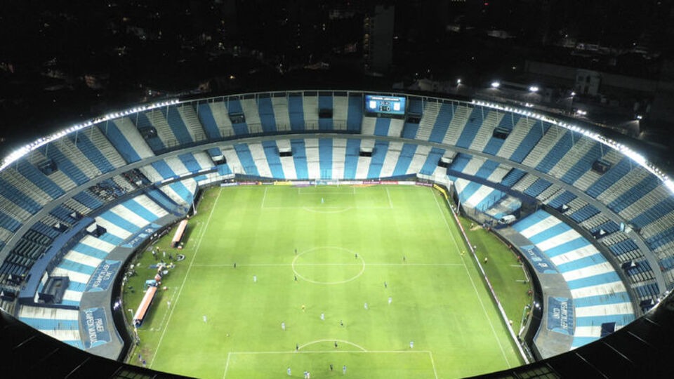 CONMEBOL kupaları erteledi