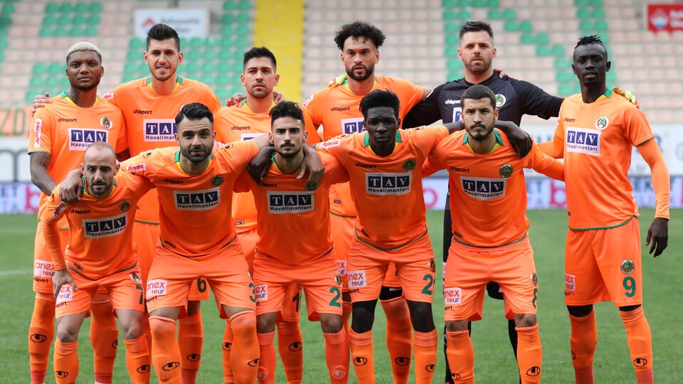 Alanyaspor'da futbolculara 4 gün izin
