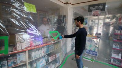 Koronavirüse karşı 'Brandalı eczane'