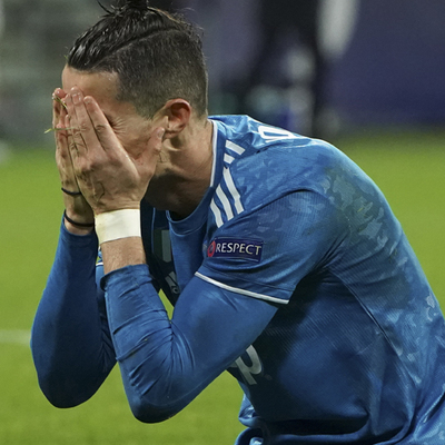 Futbolculara maaş tartışması