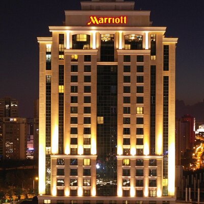 Kanser hastası CEO maaşından vazgeçti