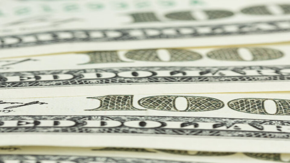 Dolar güçlenmeye devam ediyor