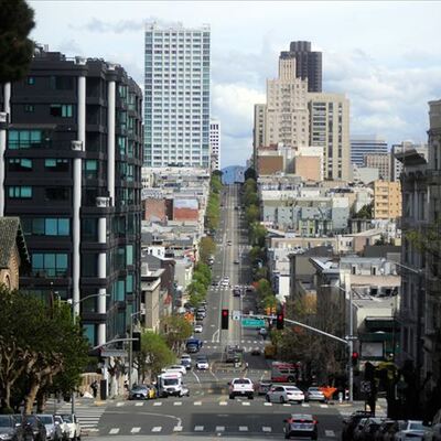 California'da kabus: 8 hafta içinde 13 milyon kişi enfekte olabilir