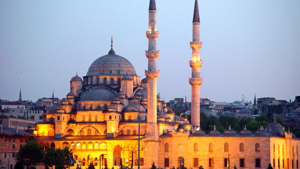 Akşam ezanı saat kaçta?