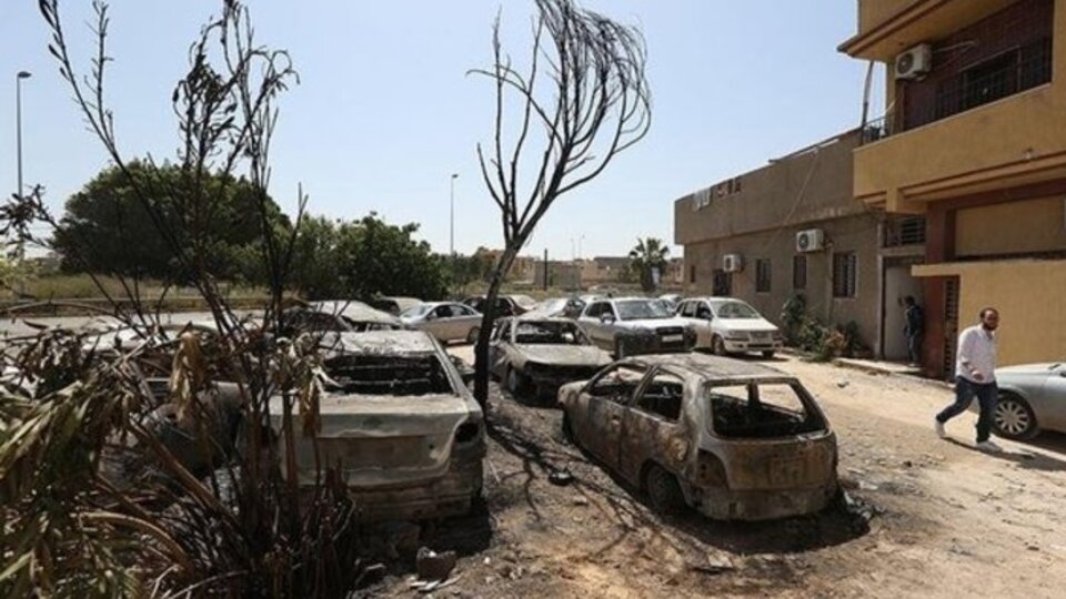 Hafter milisleri Trablus'ta sivillere saldırdı