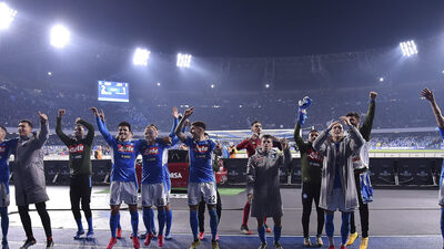 Kimseye kulak asmıyorlar!